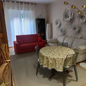 appartamento-emmerosa-centro-citta-parcheggio.hotelinveneto.com/
